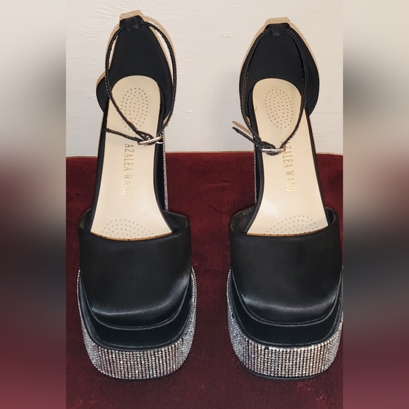 Azalea Wang Platform Heels - Picture 1 of 7
